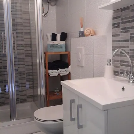 招待所 And With Parking Space Hvar - 13161 3*