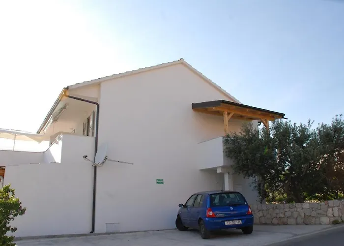 And With Parking Space Hvar - 13161 Gasthuis