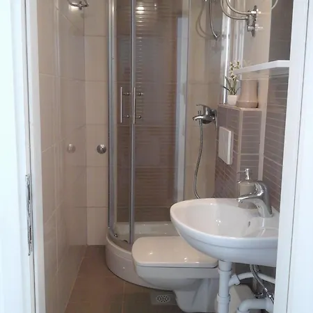 게스트하우스 And With Parking Space Hvar - 13161 3*